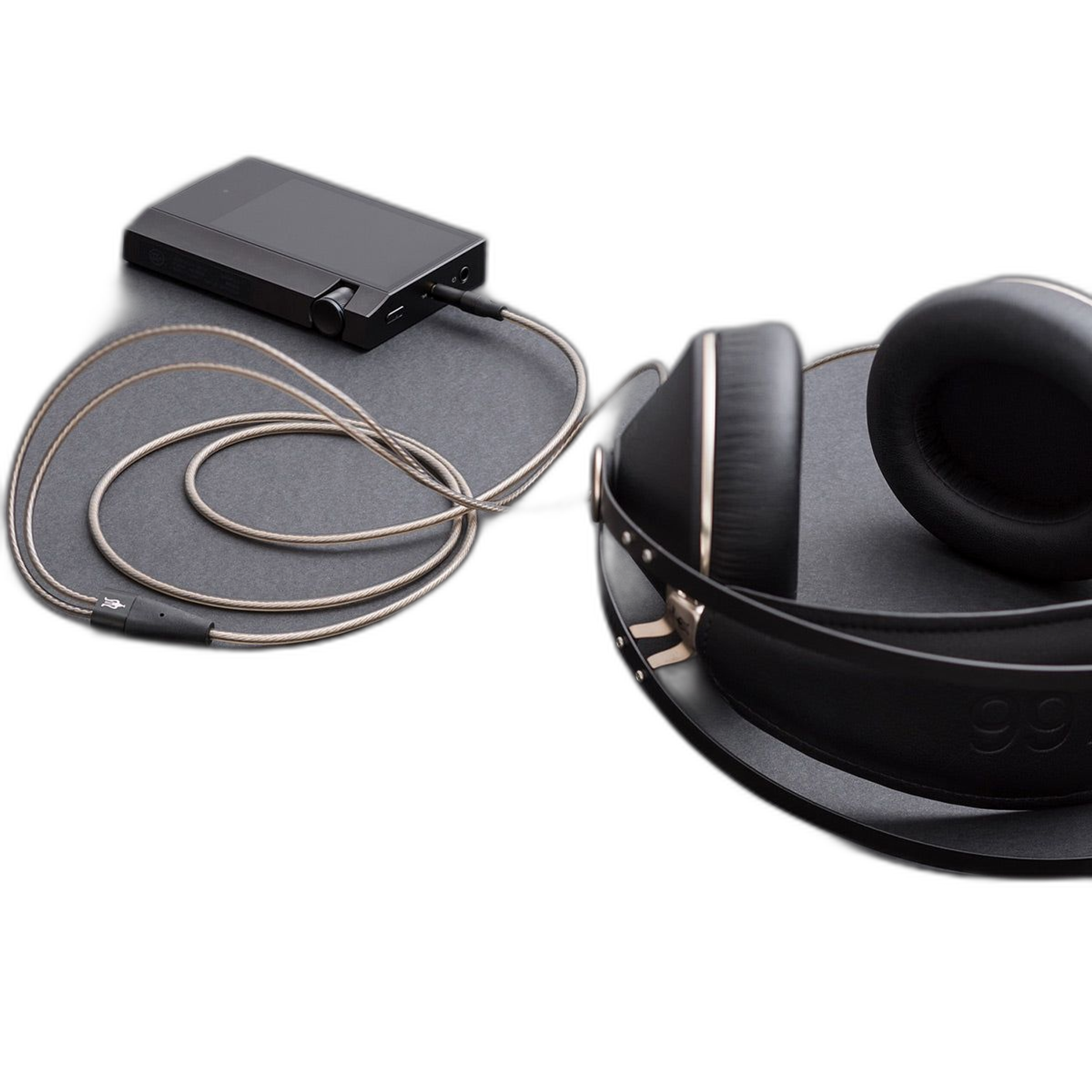 Meze Audio Mono 3.5mm to 2.5mm Balanced Headphone Cable - 4.9 ft. thumbnail 9