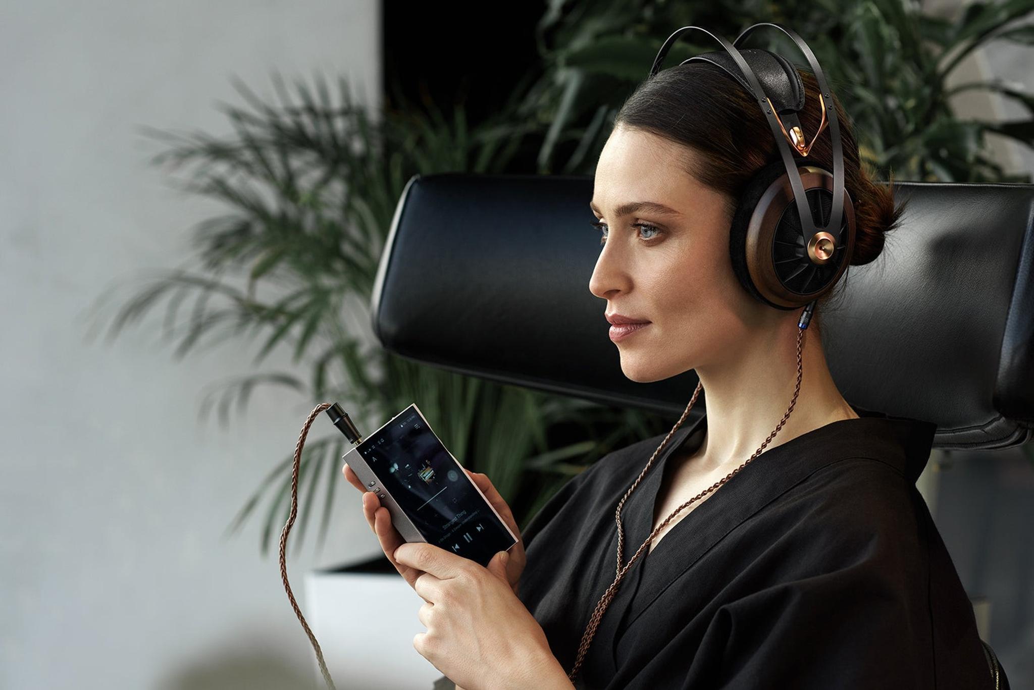 Meze Audio 109 PRO Dynamic Open-Back Headphone thumbnail 4