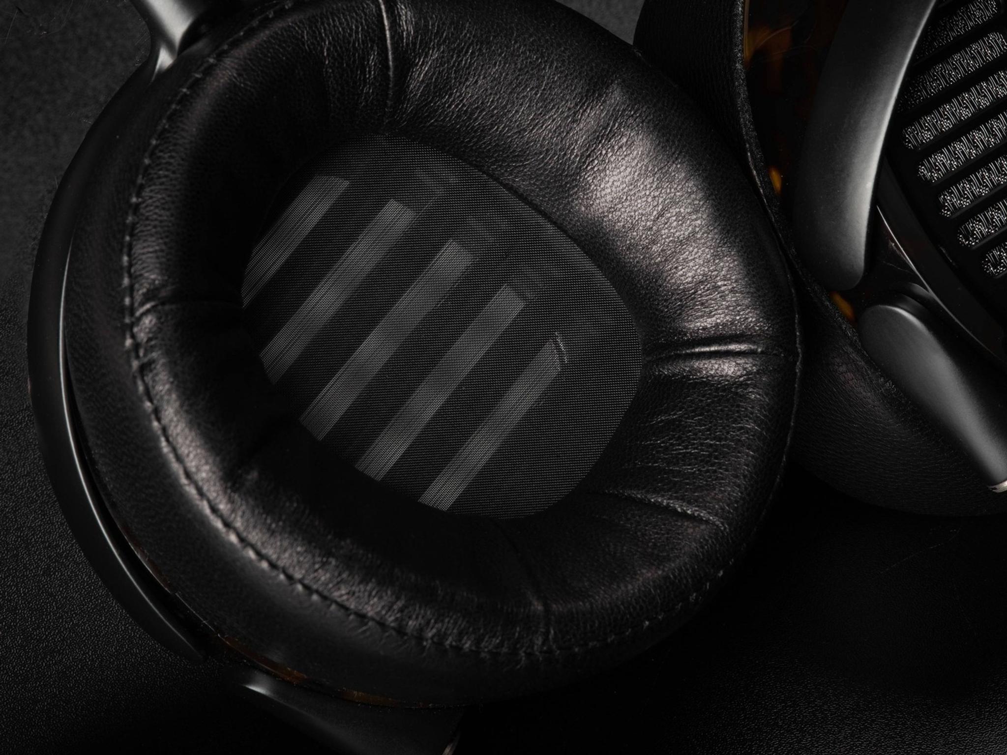 Audeze LCD-5 Planar Magnetic Headphone thumbnail 8