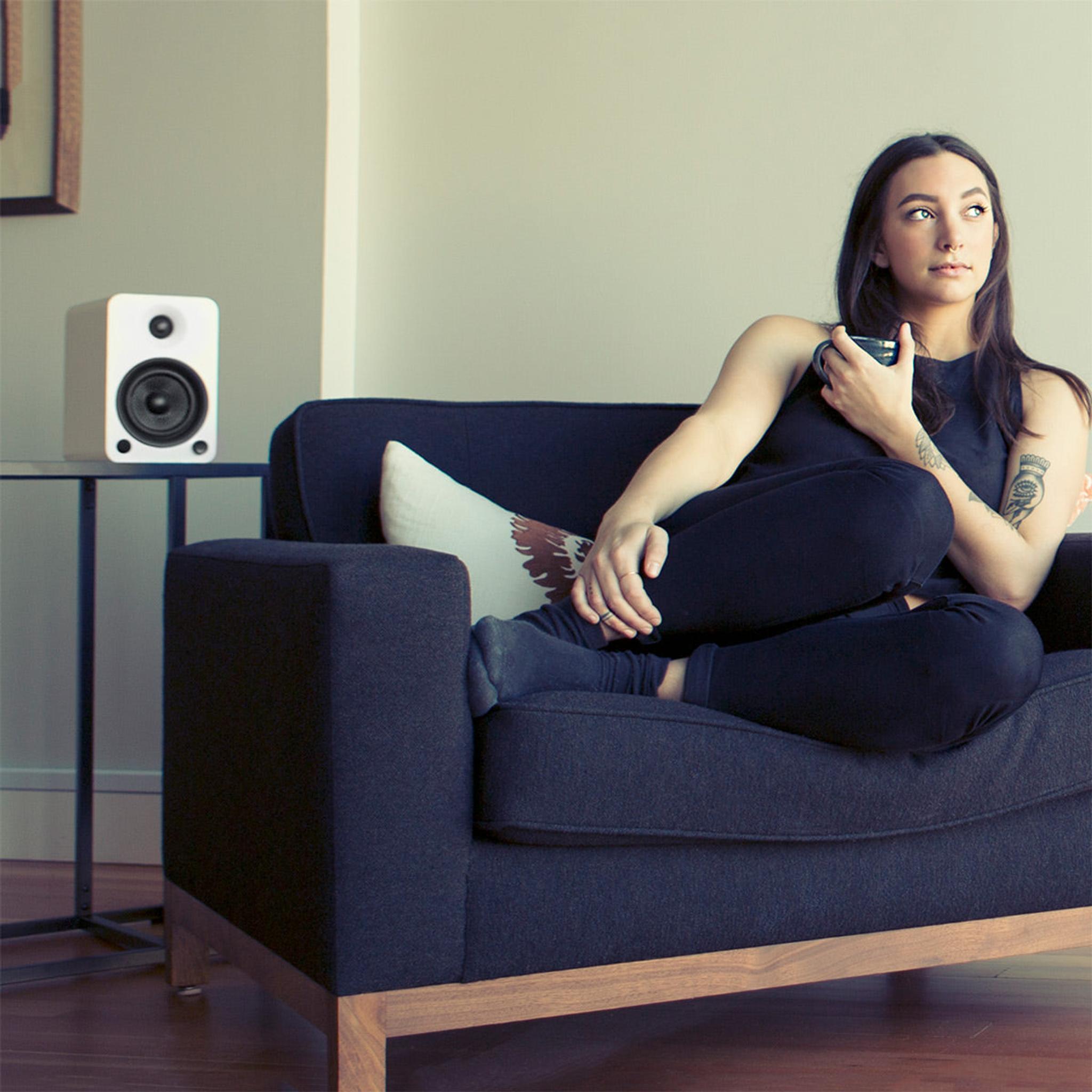 Kanto YU4 Powered Bookshelf Speakers with Built-In Bluetooth - Pair (Matte White) thumbnail 10