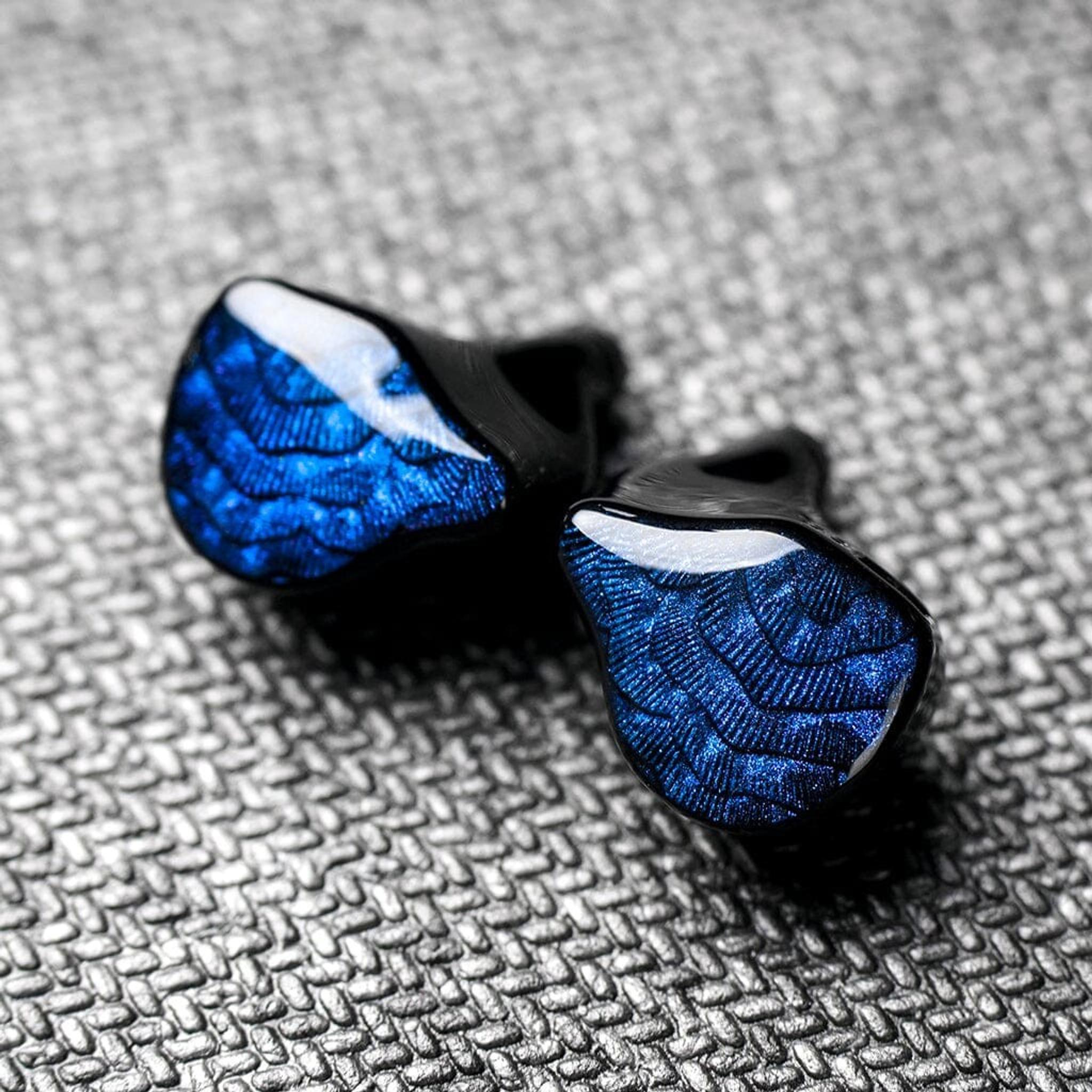 TRUTHEAR NOVA In-Ear Headphones thumbnail 4