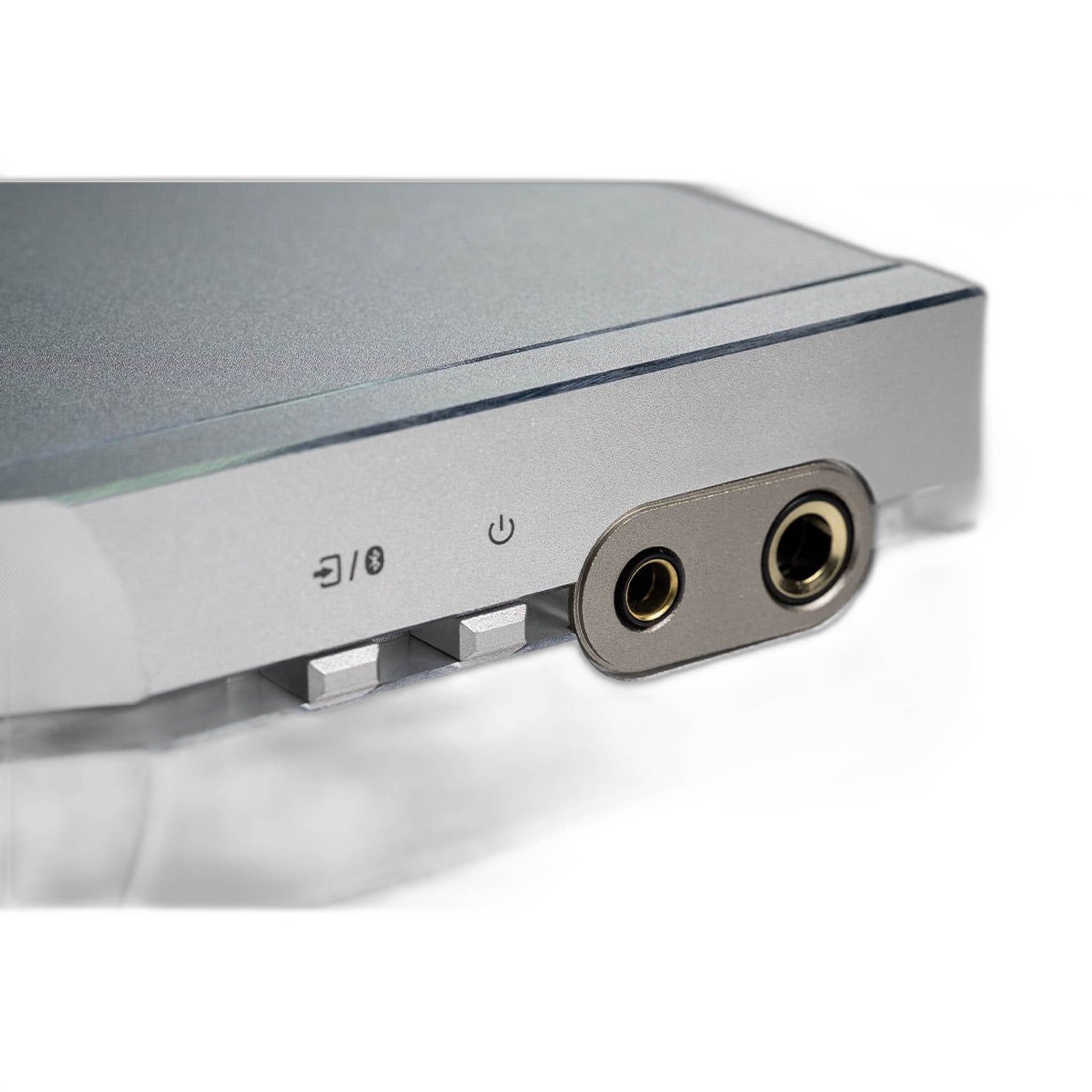 iFi Audio NEO iDSD Desktop USB DAC/Headphone Amp with Bluetooth thumbnail 10