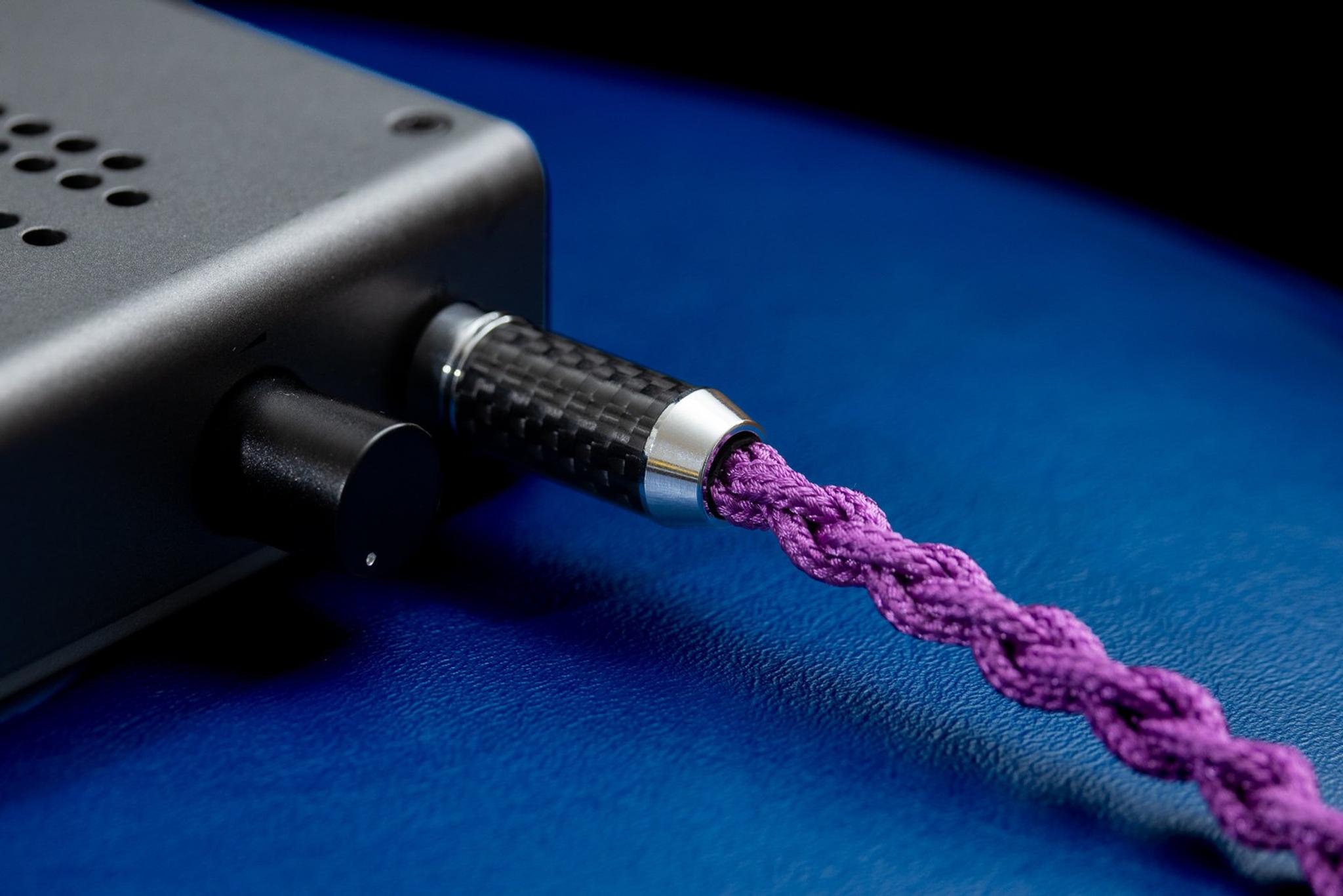 Apos x Z Reviews Magia Cable thumbnail 7