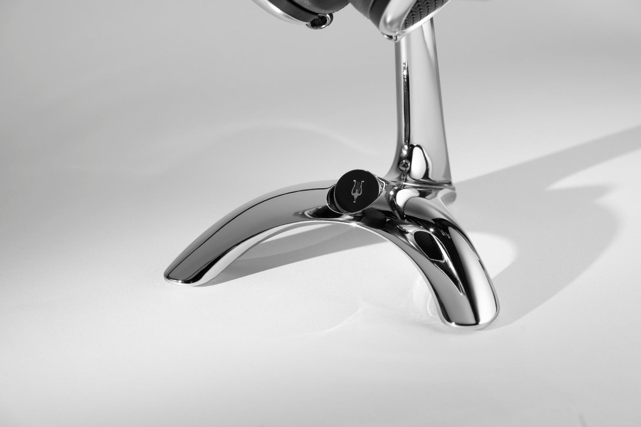 Meze Manta Headphone Stand thumbnail 8
