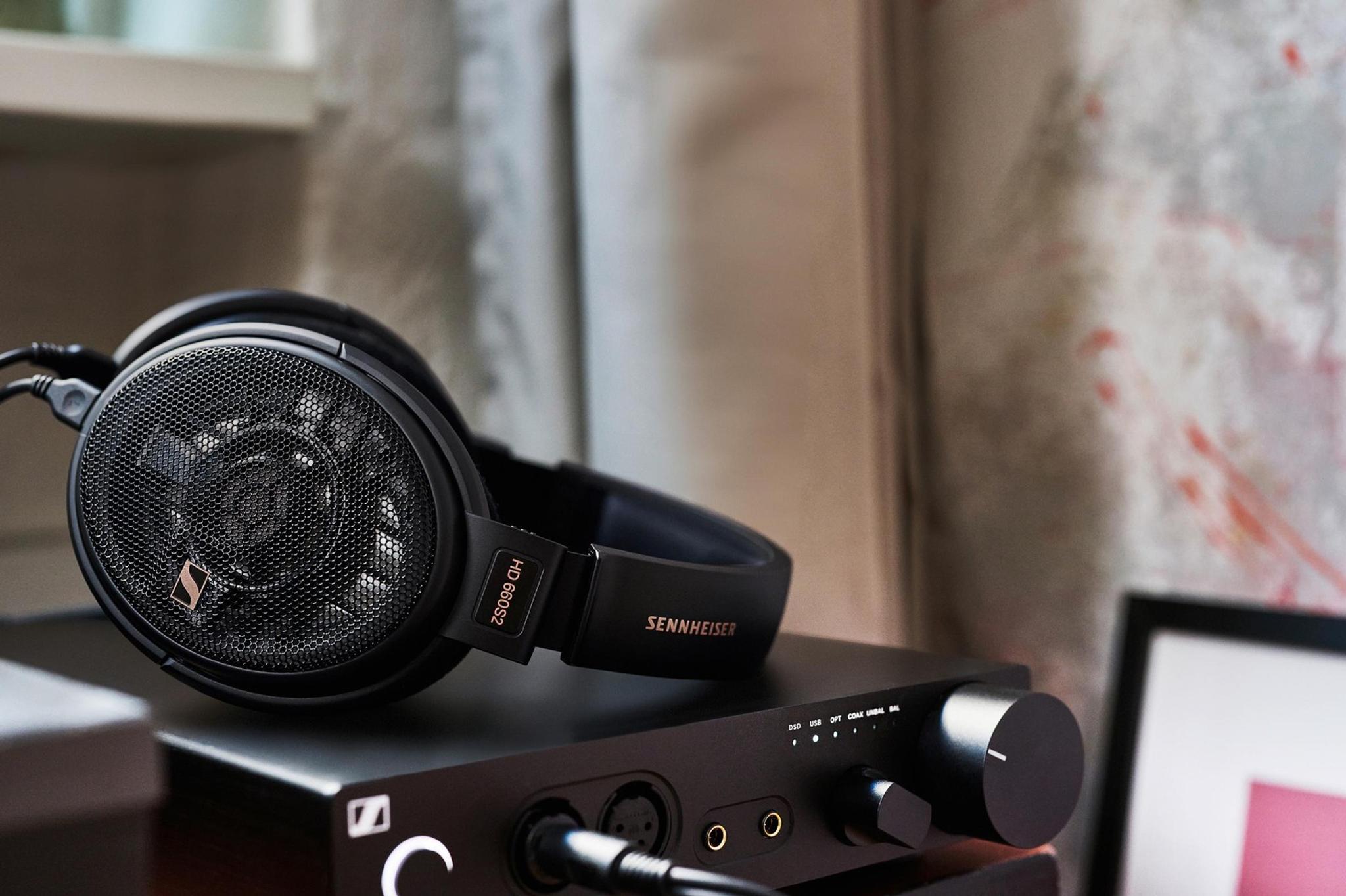 Sennheiser HD 660S2 Dynamic Open-back Headphones thumbnail 9