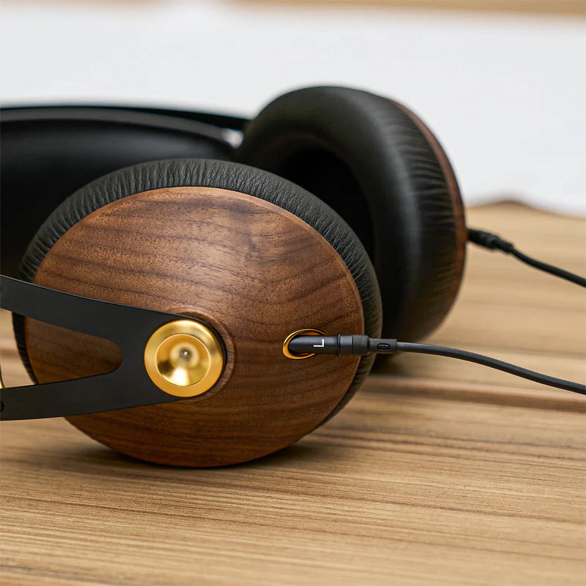 Meze Audio Mono 3.5mm 99 Series Gold Standard Cable - 9.94 ft. thumbnail 6