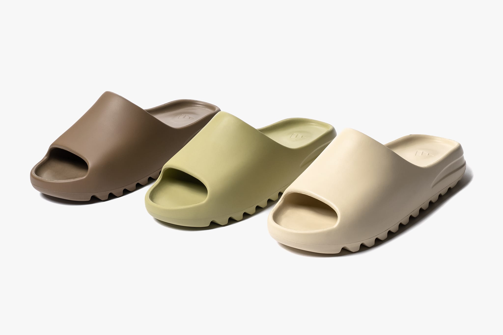 Men Size 8US adidas Yeezy Slide Bone Slippers Off White YZY Sandals Women  9.5US