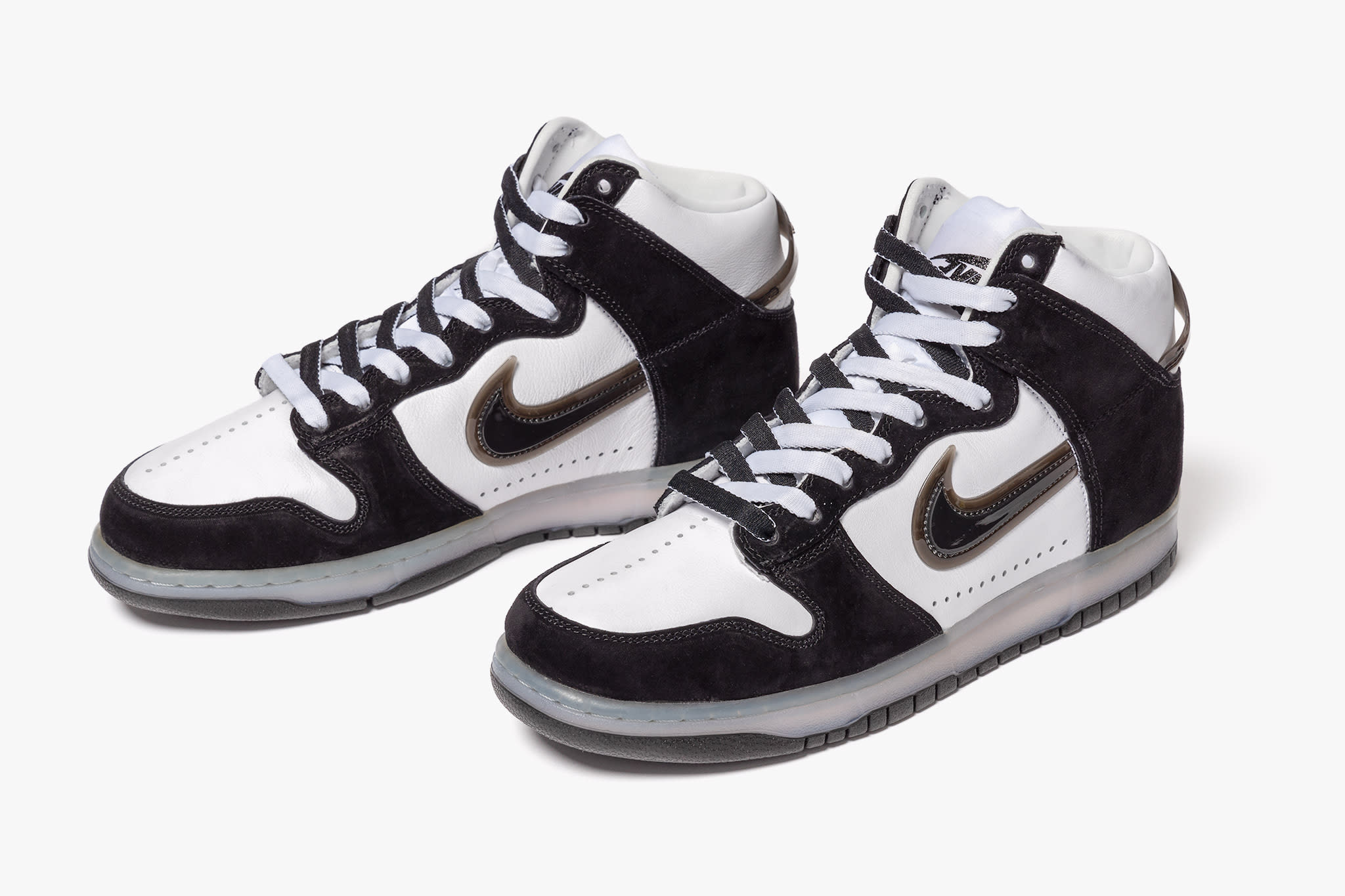 nike dunk x slam jam clear black