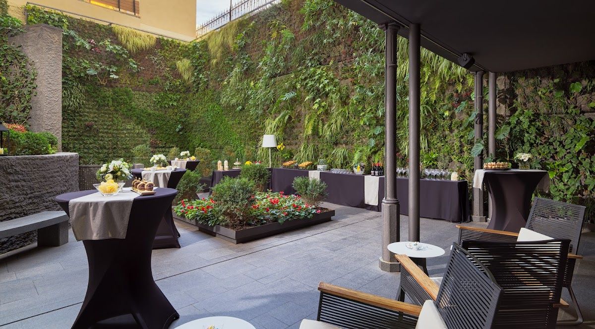 H10 Urquinaona Plaza Hotel photo 1