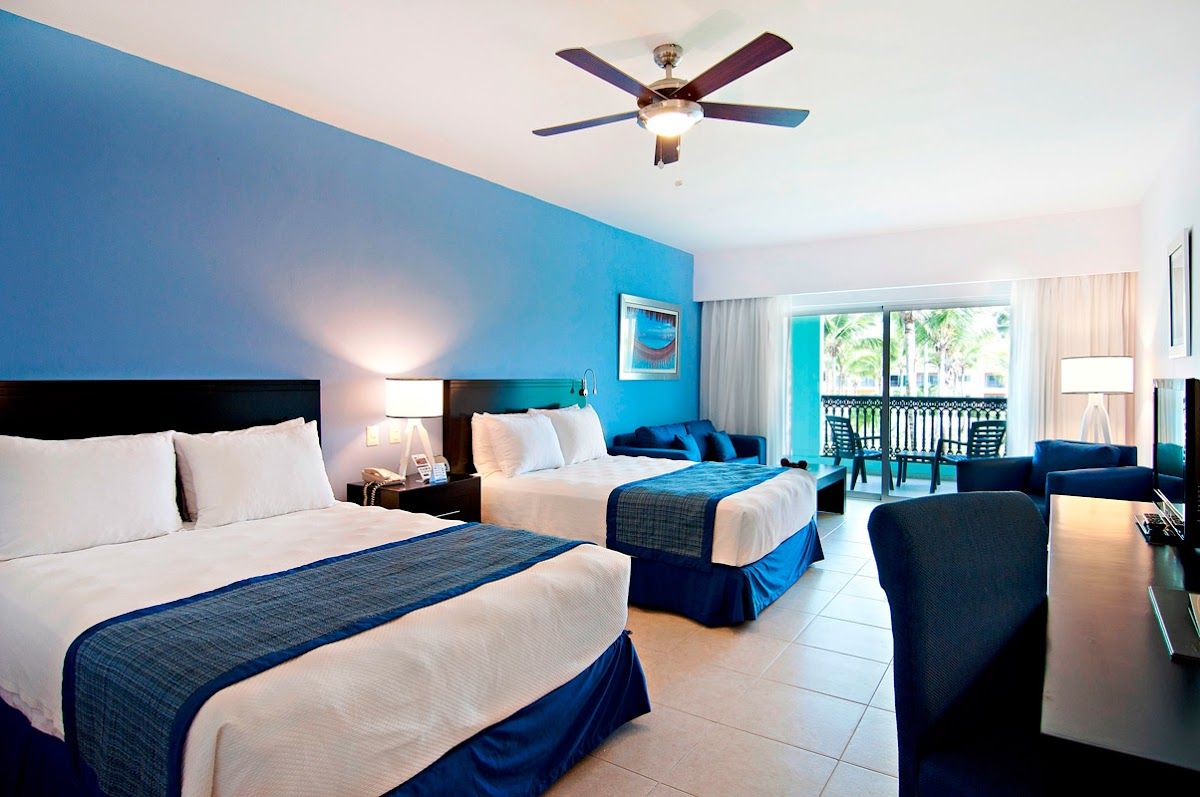 Ocean Blue & Sand Hotel photo 6