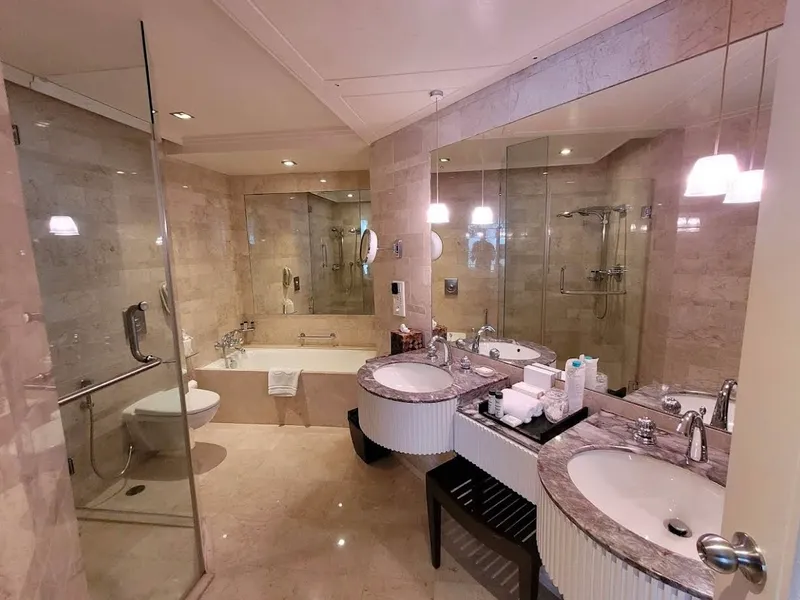 The Leela Mumbai photo 3