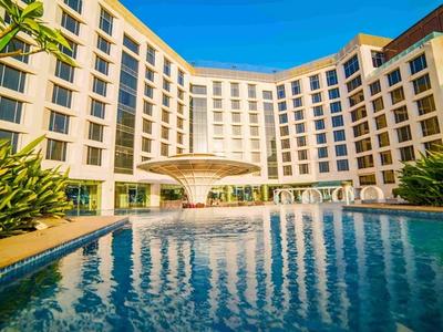 Grand Millennium Muscat Hotel