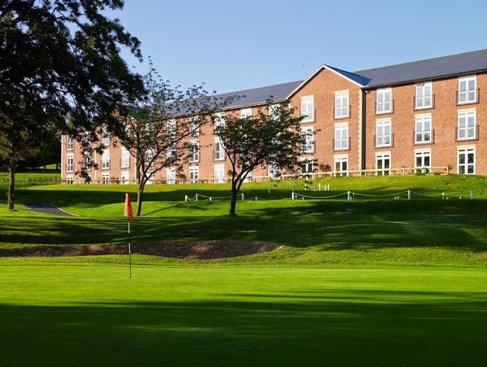 Macdonald Hotels & Resorts Hill Valley