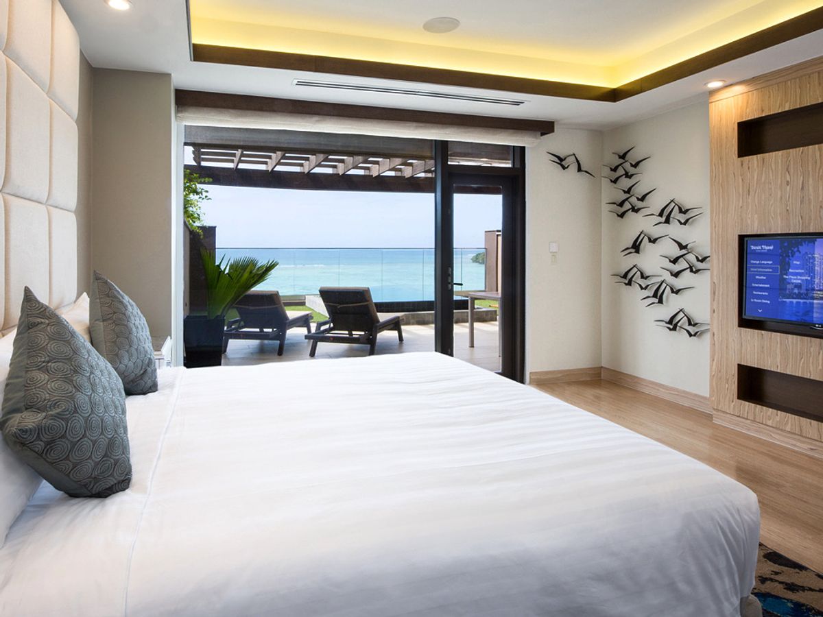 Dusit Thani Guam Resort photo 2
