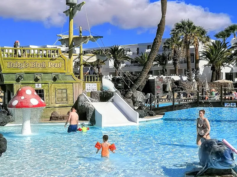 H10 Suites Lanzarote Gardens Hotel photo 3