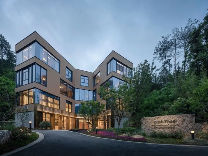 Dusit Thani Mogan Mountain