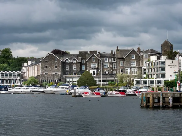 Macdonald Hotels & Resorts Old England