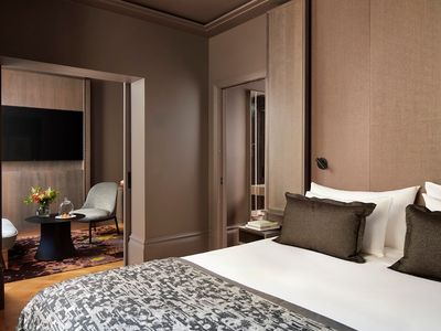 Endless Summer — Up to 25% Off + €150 Resort Credit