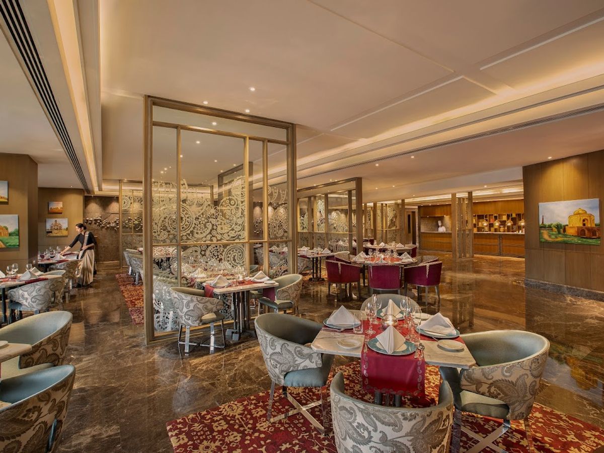 The Leela Ambience Convention Hotel Delhi photo 5