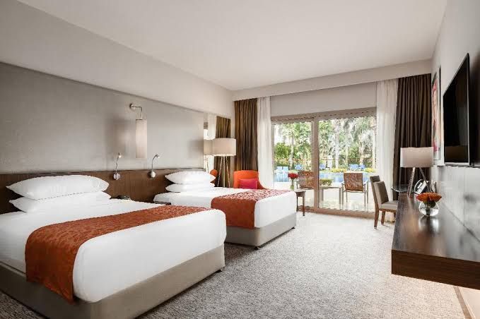 Dusit Thani LakeView Cairo photo 2