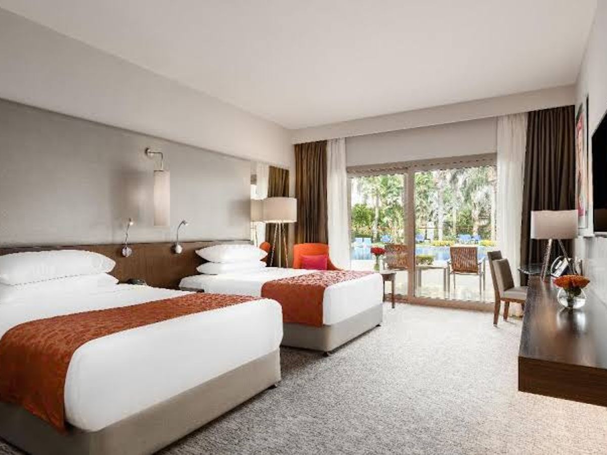 Dusit Thani LakeView Cairo photo 2