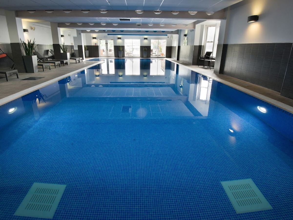 Macdonald Hotels & Resorts Old England photo 3