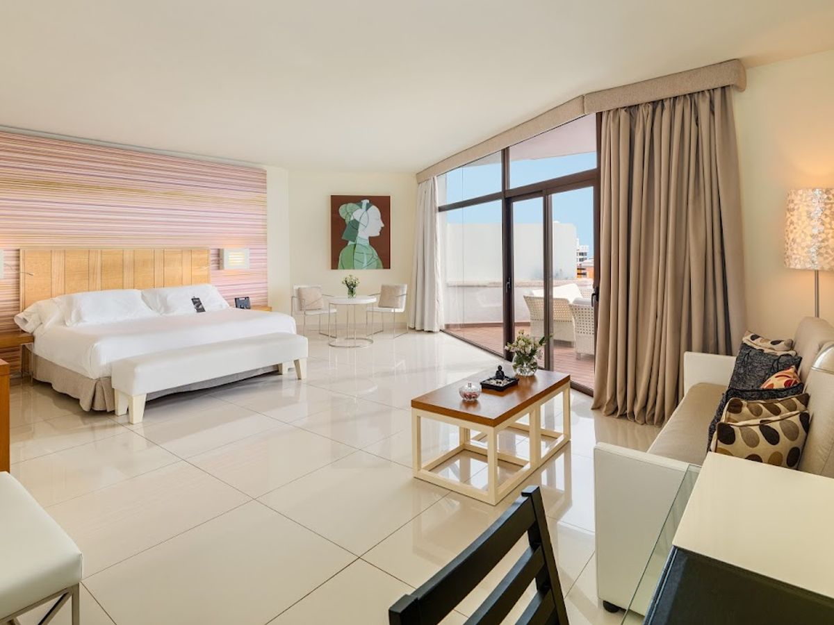 H10 Conquistador Hotel photo 2