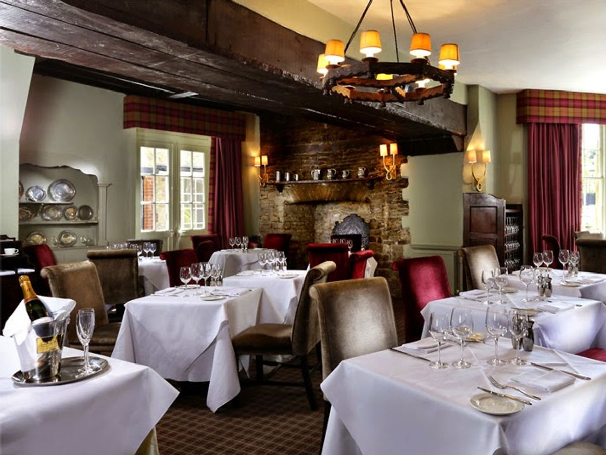 Macdonald Hotels & Resorts The Bear Hotel photo 5