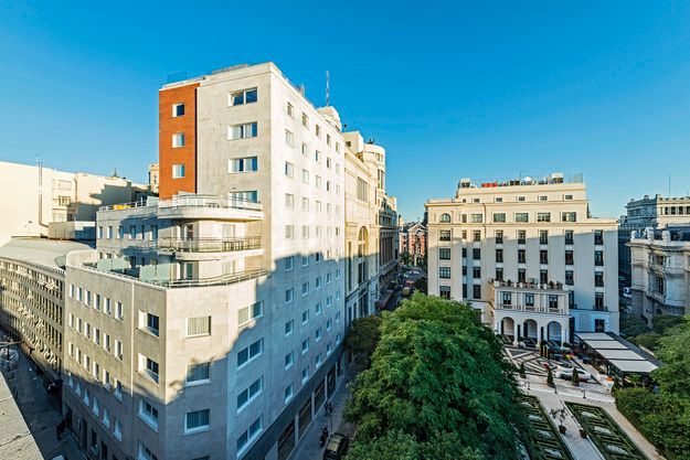 NH Collection Madrid Suecia photo 1