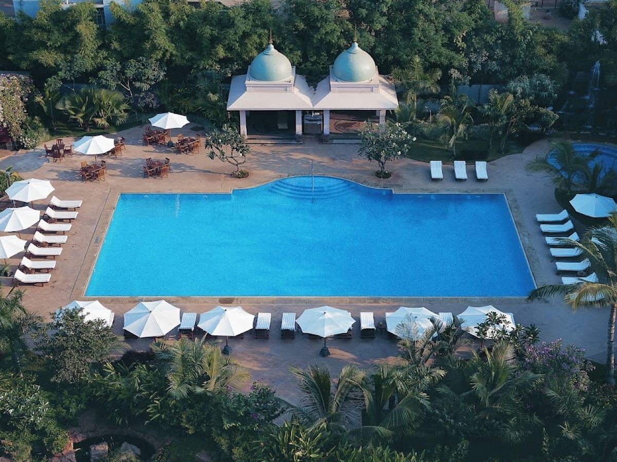 The Leela Palace Bengaluru photo 3