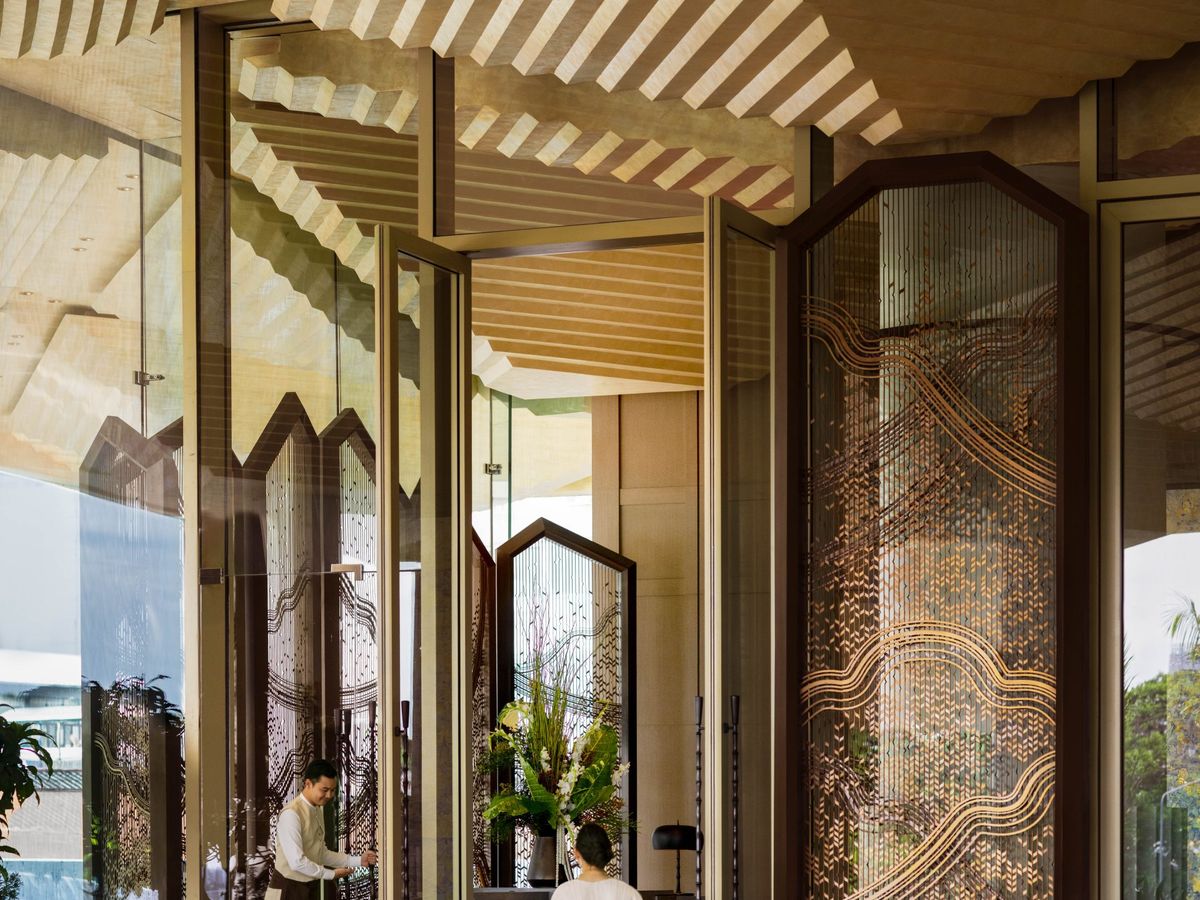 Dusit Thani Bangkok photo 1