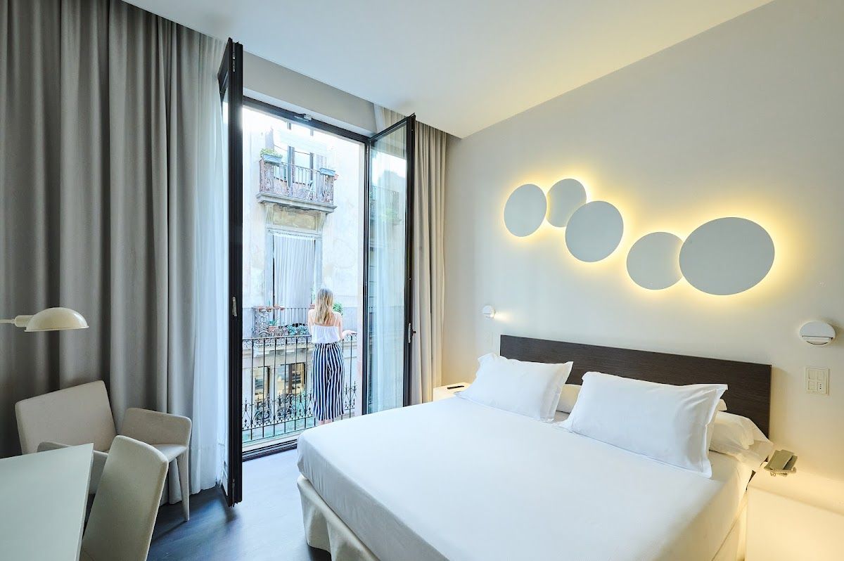 H10 Port Vell Hotel photo 2