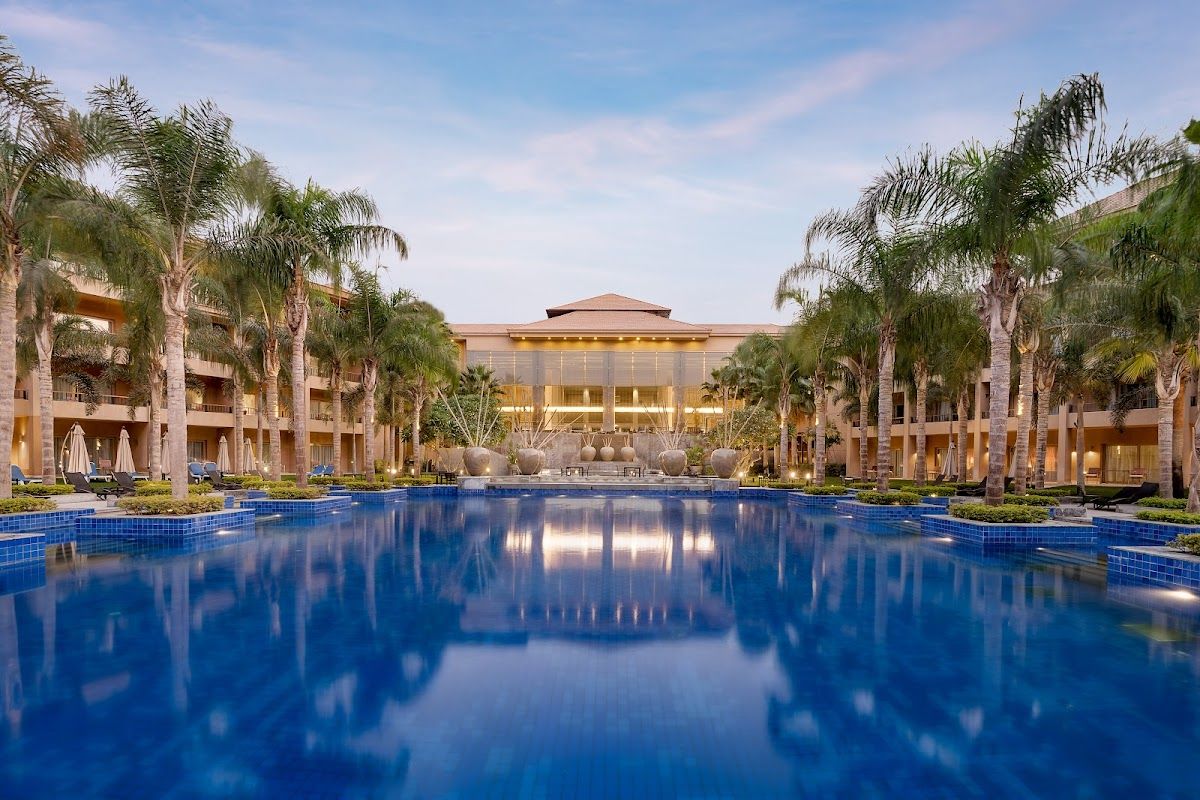 Dusit Thani LakeView Cairo photo 3