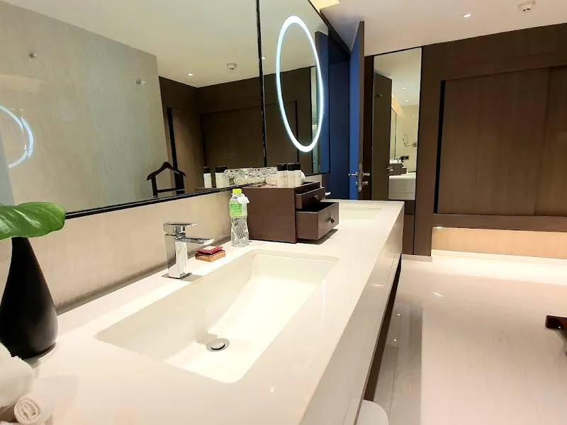 Pathumwan Princess, MBK Center photo 4