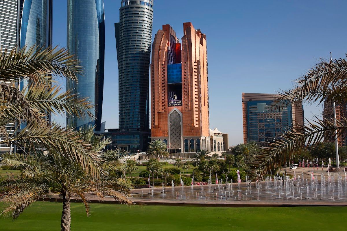 Bab Al Qasr Hotel