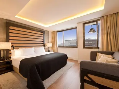 H10 Tribeca