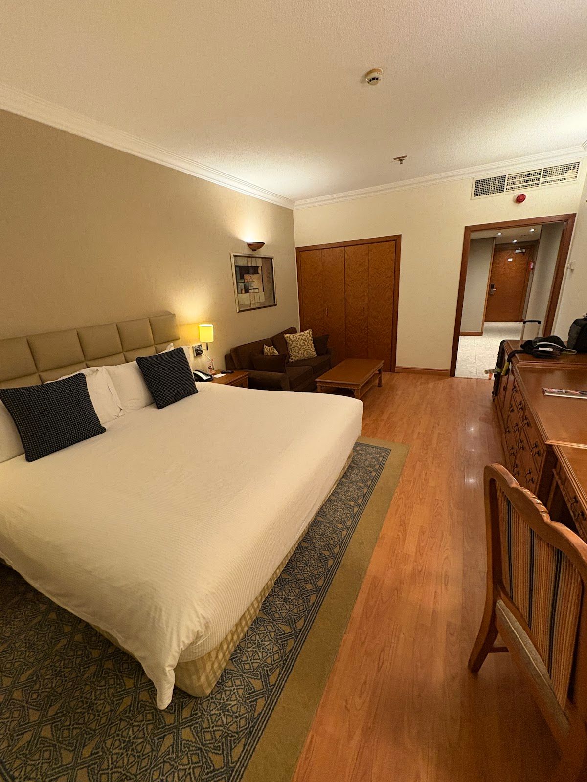 Millennium Plaza Downtown Suites, Dubai photo 2