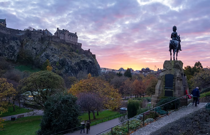 Experience Edinburgh | Top Hotels for Your Perfect Scotland Staycation