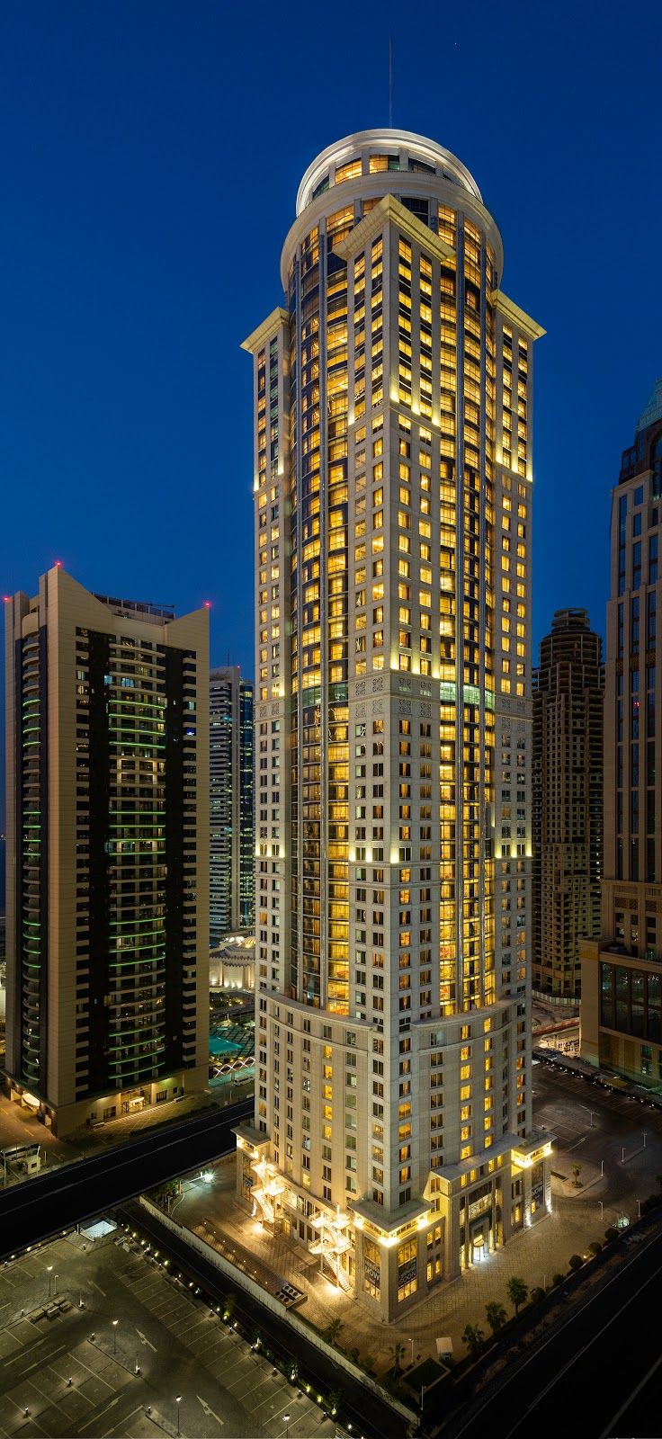 Dusit Hotel & Suites – Doha