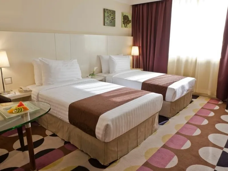 Kingsgate Hotel Abu Dhabi by Millennium photo 3
