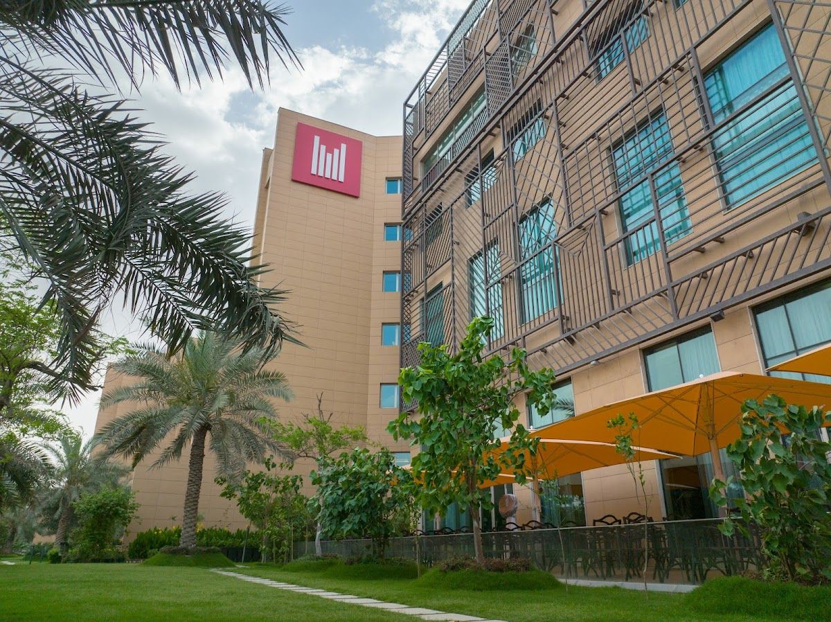 Grand Millennium Al Seef Basra Hotel photo 1