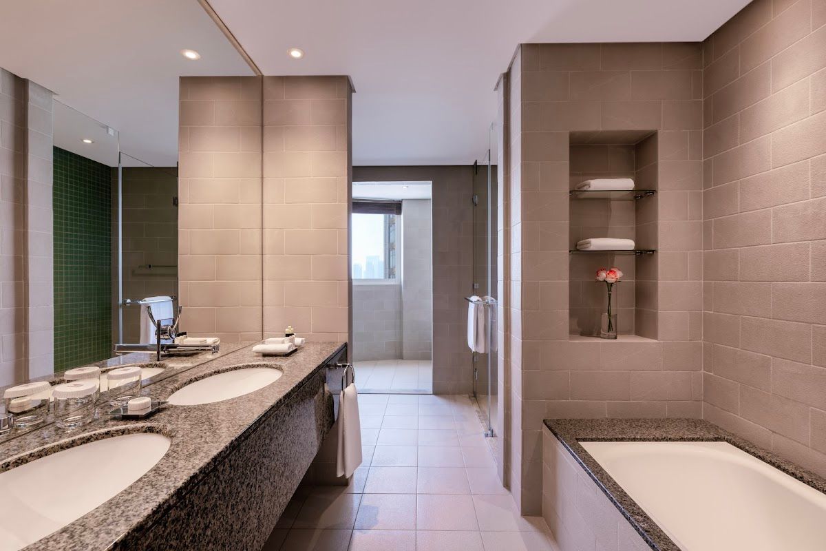 Grand Millennium Al Wahda Hotel photo 4