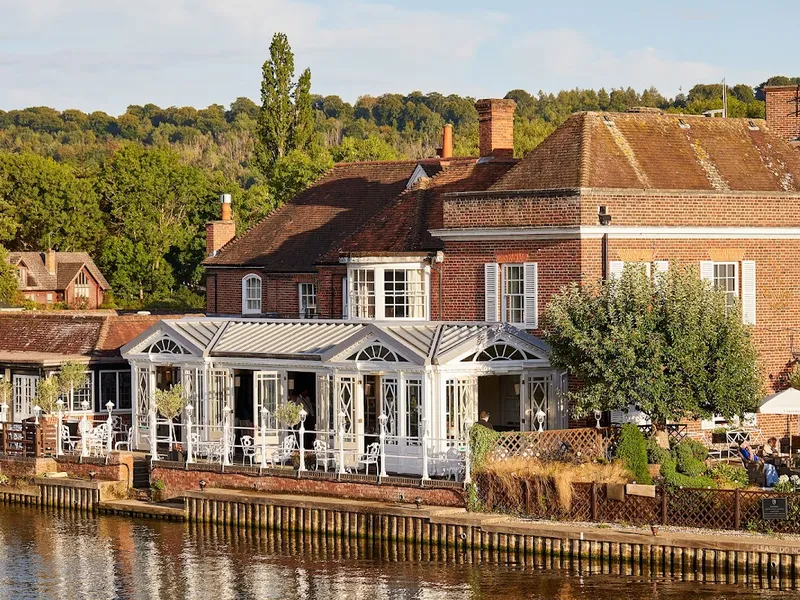 Macdonald Hotels & Resorts Compleat Angler photo 1
