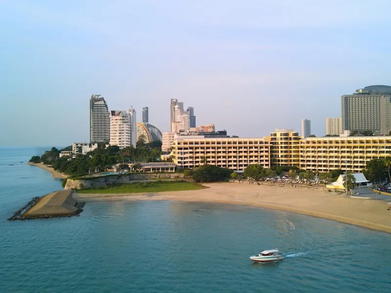 Dusit Thani Pattaya photo 1