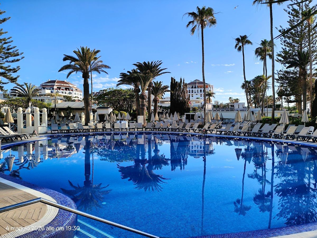H10 Las Palmeras Hotel photo 3