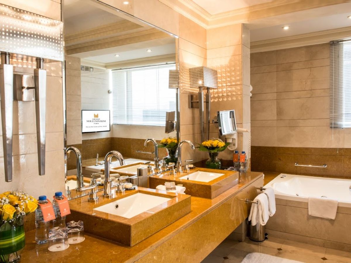 Grand Millennium Dubai Hotel photo 4