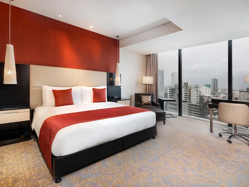 NH Collection Colombo photo 2