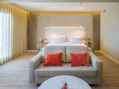 Endless Summer — Up to 25% Off + €150 Resort Credit