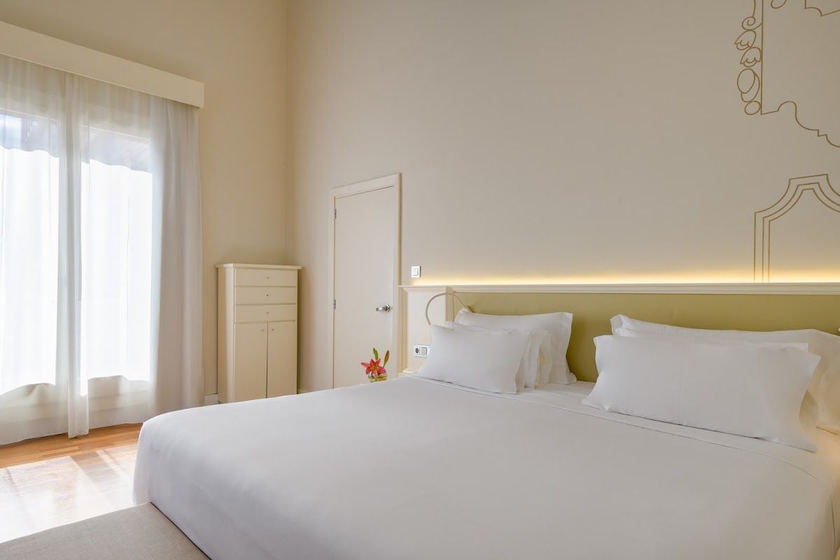 NH Collection Madrid Abascal photo 4