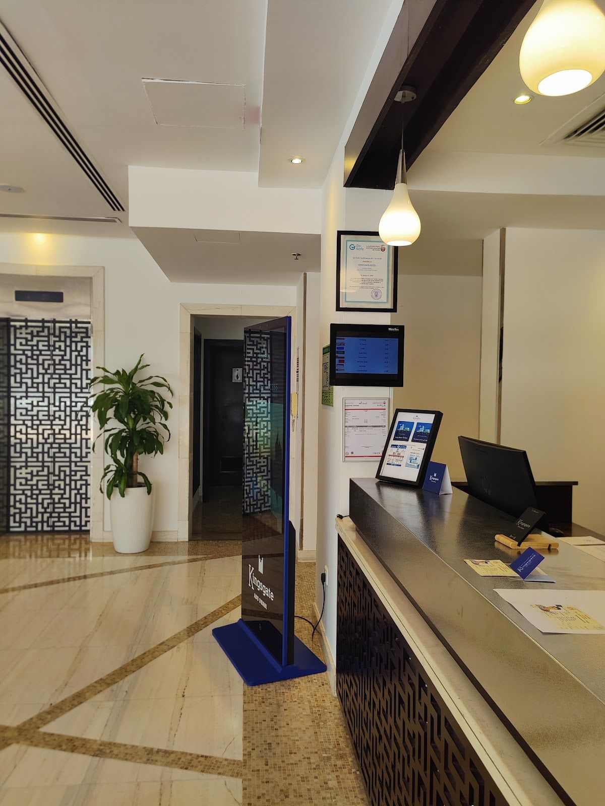 Kingsgate Hotel Abu Dhabi by Millennium photo 6